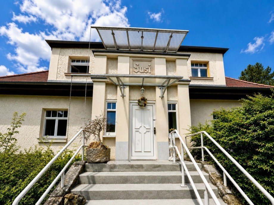 Au�enansicht Villa Gohrisch
