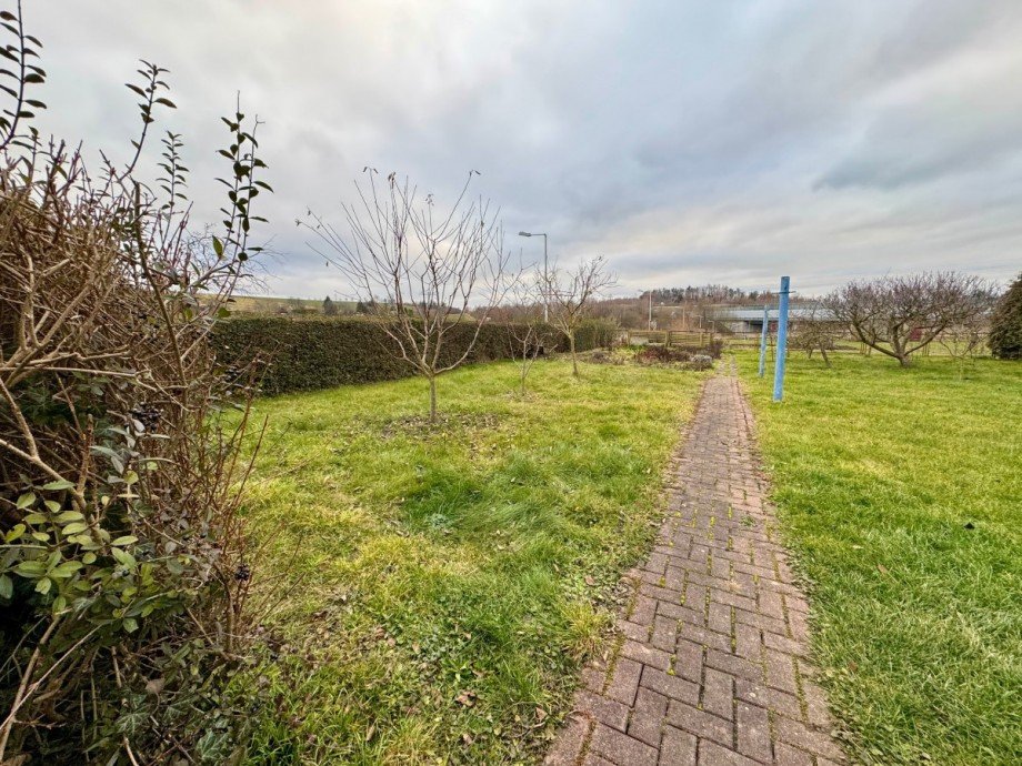 garten_dohna_dhh Doppelhaush�lfte Dohna