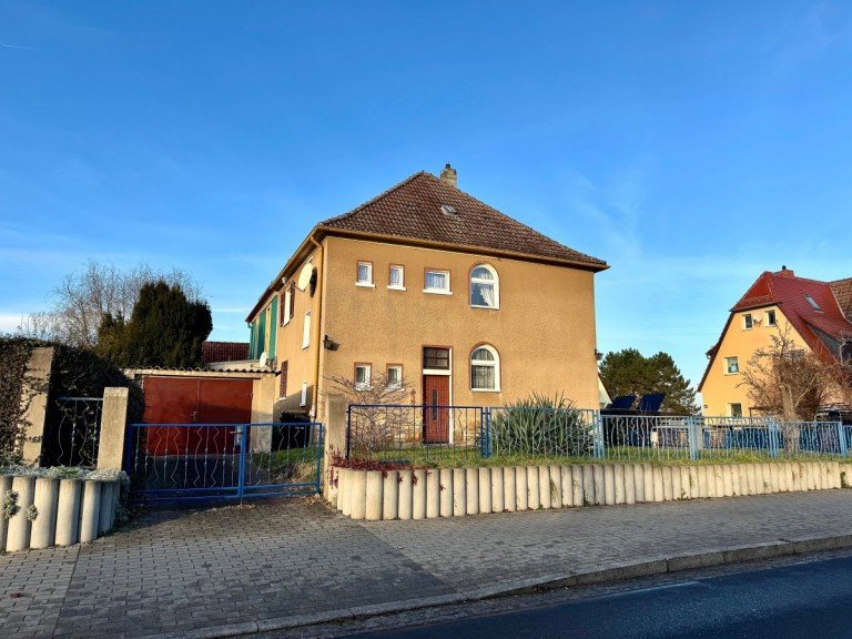 ansicht1_dhh_dohna Dohna Doppelhaush�lfte +++ RESERVIERT +++ Attraktive Lage! Doppelhaush�lfte auf sch�nem Grundst�ck zu verkaufen.