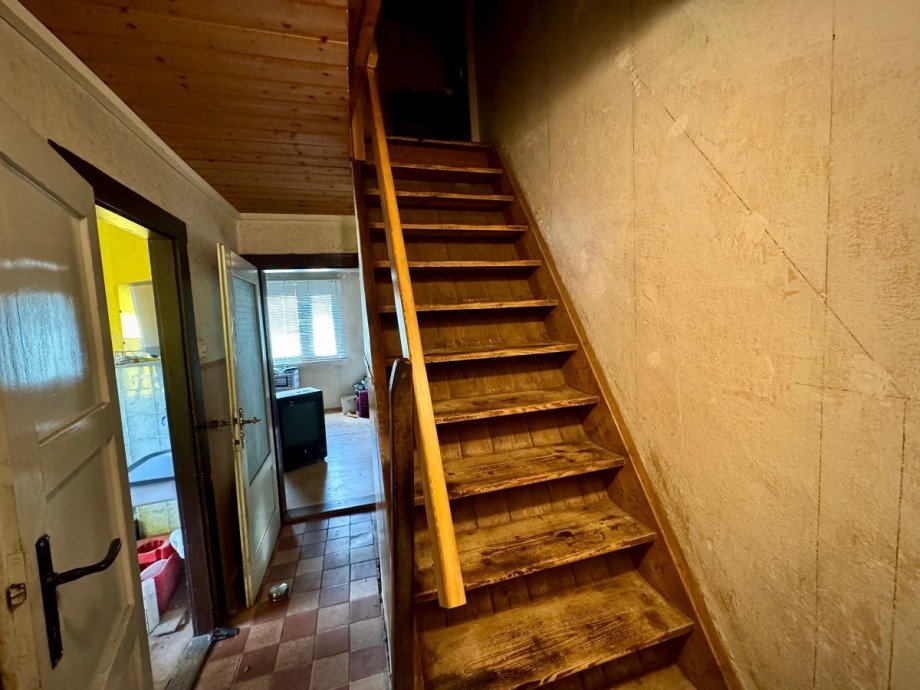 treppe_eg Doppelhaush�lfte Neustadt in Sachsen